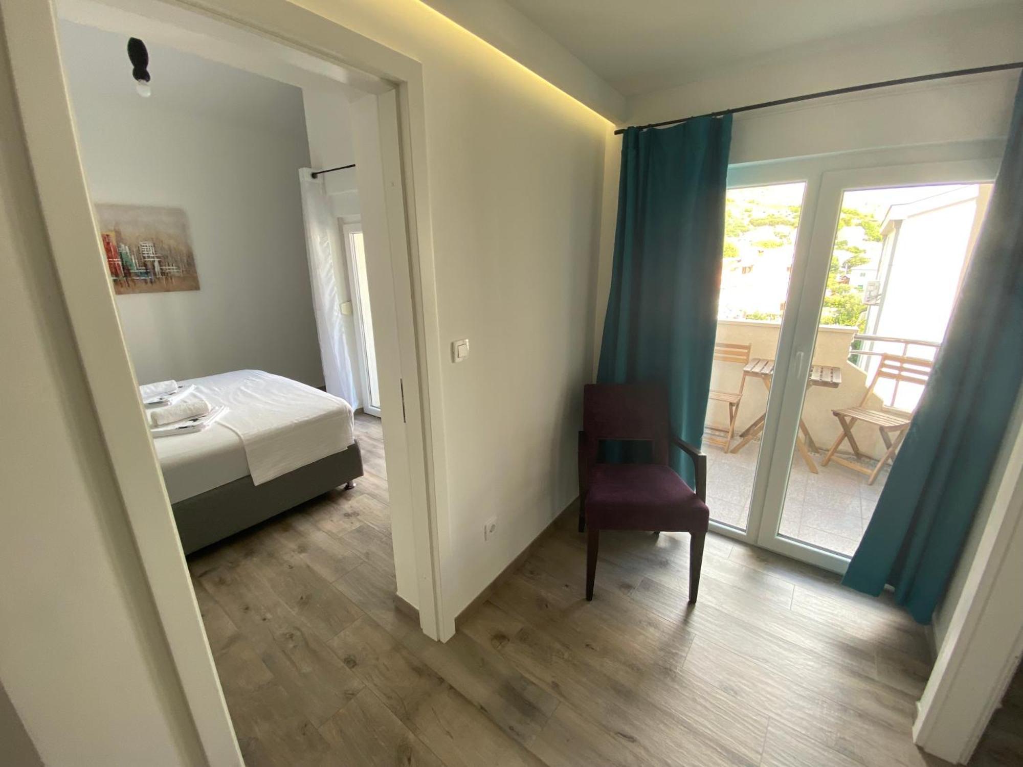 Sunrise Luxury Apartments - U2Adria Dugi Rat Pokoj fotografie