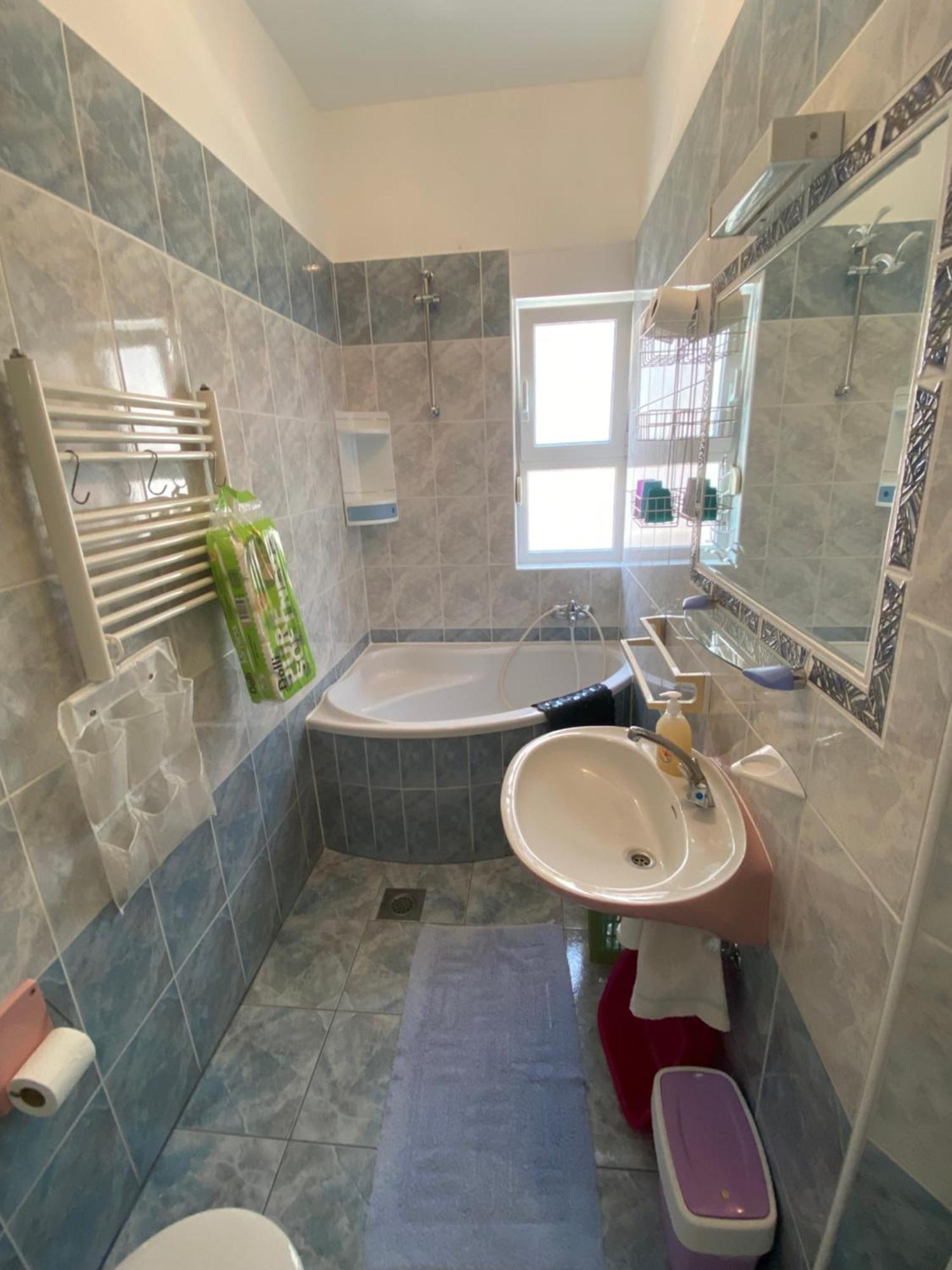 Sunrise Luxury Apartments - U2Adria Dugi Rat Pokoj fotografie